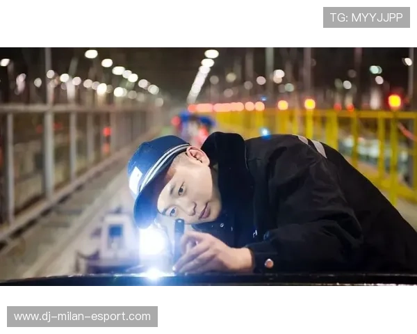 “幕后英雄：车队坚守的坚持与智慧”，车队的岗位职责流程及制度